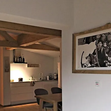 アパート Dasgams